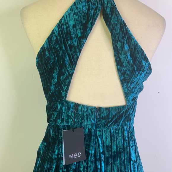 NBD Abriel Dress - Picture 3 of 8